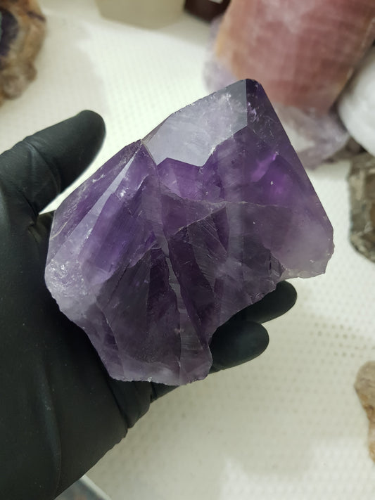 Amethyst Crystal Point With Cut Base – AP15