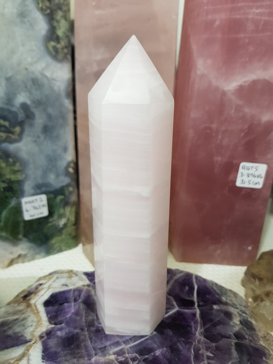 Mangano Calcite Crystal Point – MCP8