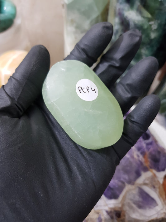 Pistachio Calcite Crystal Palmstone – PCP4