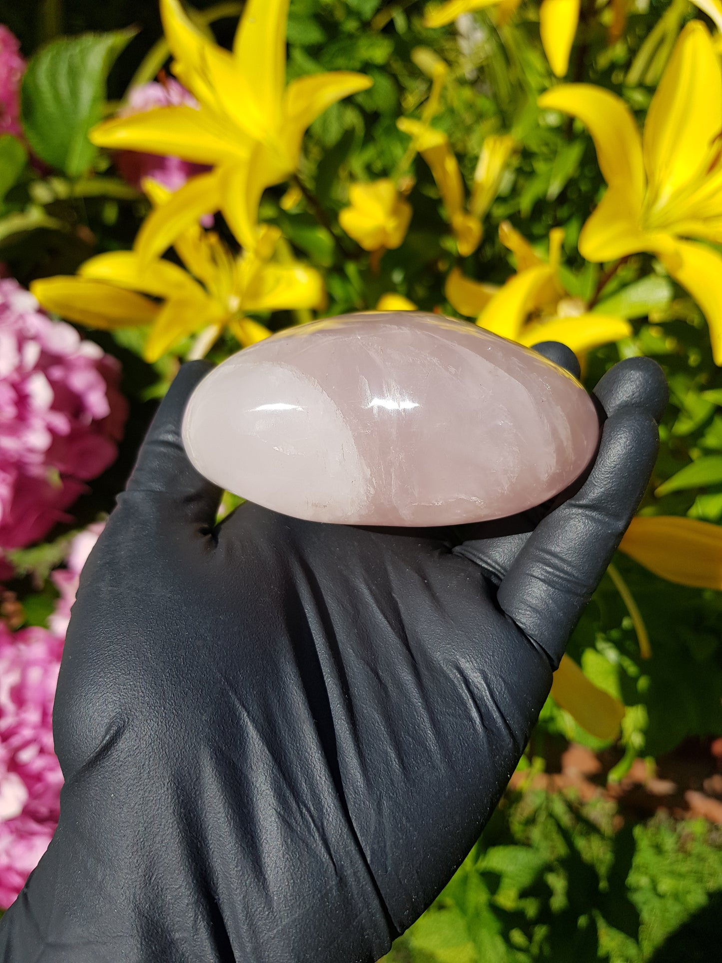 RQH10 - 1 Polished Rose Quartz Crystal Heart